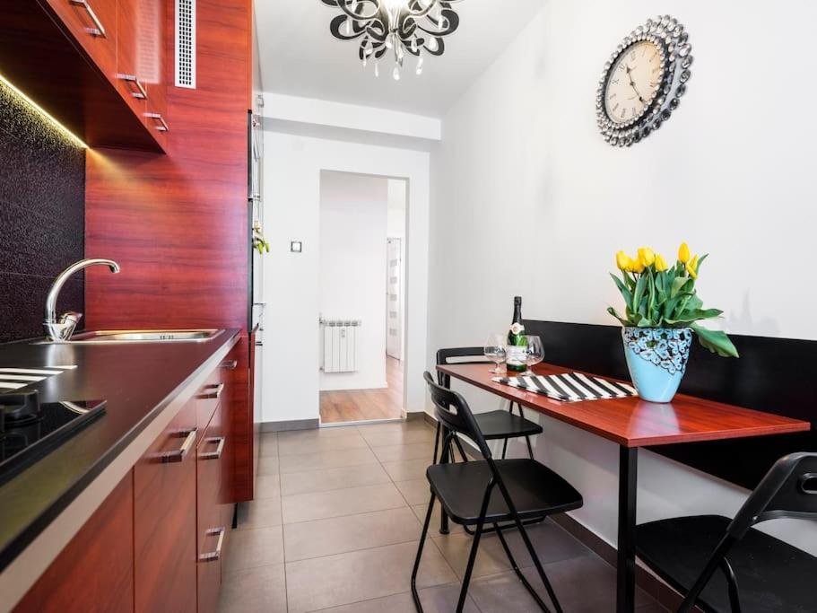 Apartament Kolorowy Cracovia Exterior foto